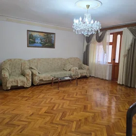 In Baku 60.0 m² apartment is for rent - Image 5