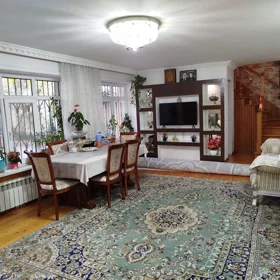 In Baku 300.0 m² house with 5.0 rooms is for sale - Image 6