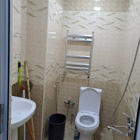 In Khirdalan 60.0 m² apartment is for rent - Image 10