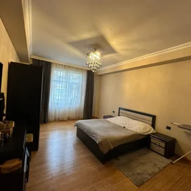 In Səbail rayonu 135.0 m² apartment is for sale - Image 2