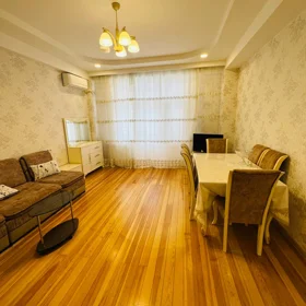 In Baku 70.0 m² apartment is for rent - Image 3