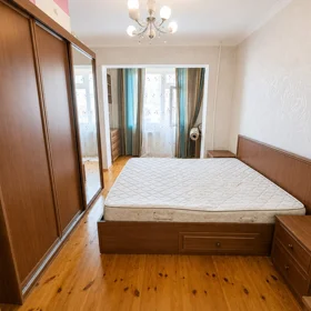 In Baku 60.0 m² apartment is for rent - Image 2