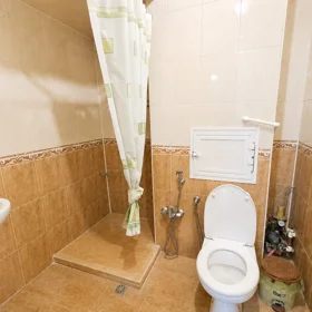 In Baku 60.0 m² apartment is for rent - Image 5