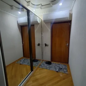 In Baku 100.0 m² apartment is for rent - Image 9