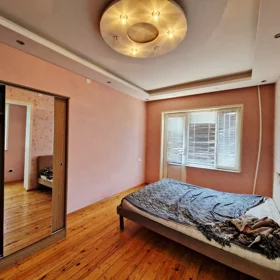 In Baku 80.0 m² apartment is for rent - Image 6
