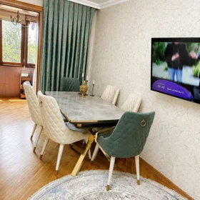 In Baku 65.0 m² apartment is for sale - Image 4