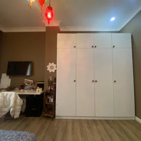 In Baku 157.0 m² apartment is for sale - Image 2
