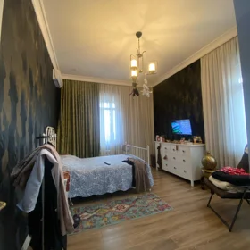In Baku 157.0 m² apartment is for sale - Image 9