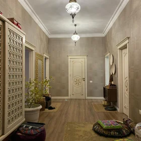 In Baku 157.0 m² apartment is for sale - Image 10