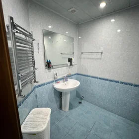 In Baku 107.0 m² apartment is for sale - Image 2