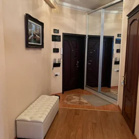 In Baku 107.0 m² apartment is for sale - Image 8