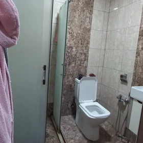 In Baku 83.0 m² apartment is for sale - Image 9