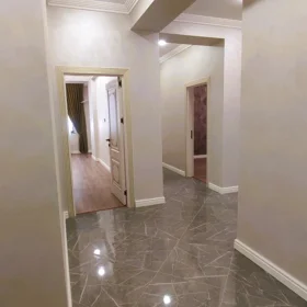 In Baku 112.0 m² apartment is for sale - Image 2