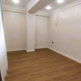 In Baku 112.0 m² apartment is for sale - Image 6
