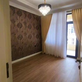 In Baku 112.0 m² apartment is for sale - Image 9