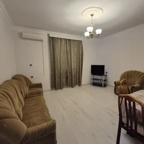 In Baku 61.0 m² apartment is for sale - Image 4