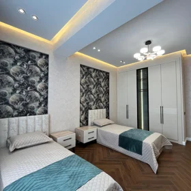 In Baku 140.0 m² apartment is for sale - Image 8