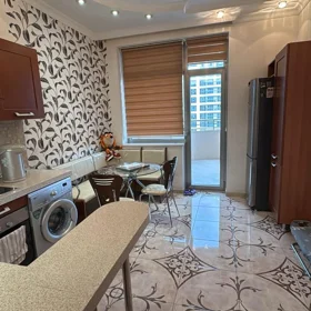 In Baku 121.0 m² apartment is for rent - Image 2