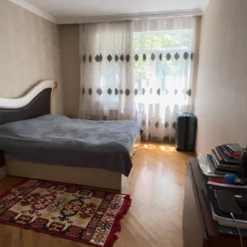 In Baku 80.0 m² apartment is for rent - Image 7