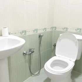 In Baku 99.0 m² apartment is for rent - Image 8