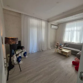 In Khirdalan 102.0 m² apartment is for sale - Image 3