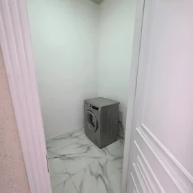 In Khirdalan 102.0 m² apartment is for sale - Image 6