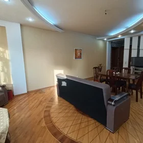 In Baku 132.0 m² apartment is for sale - Image 5