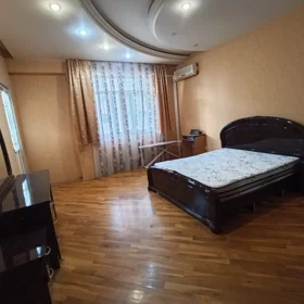 In Baku 132.0 m² apartment is for sale - Image 6