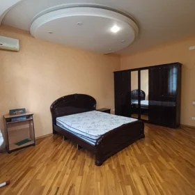 In Baku 132.0 m² apartment is for sale - Image 7