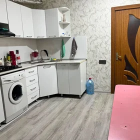 In Baku 68.0 m² apartment is for sale - Image 5