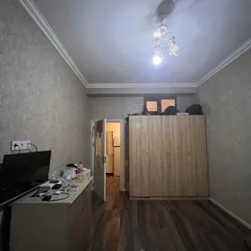 In Baku 120.0 m² apartment is for sale - Image 4