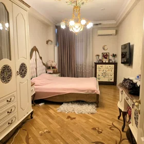 In Baku 145.0 m² apartment is for sale - Image 3