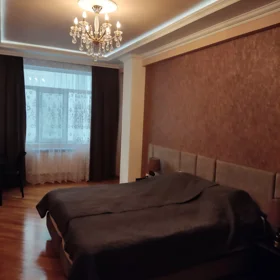 In Baku 87.0 m² apartment is for rent - Image 2