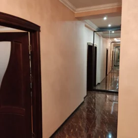 In Baku 87.0 m² apartment is for rent - Image 3