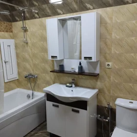In Baku 87.0 m² apartment is for rent - Image 4