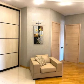 In Baku 160.0 m² apartment is for rent - Image 2