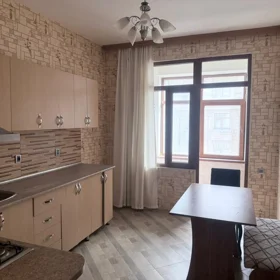 In Baku 70.0 m² apartment is for rent - Image 6