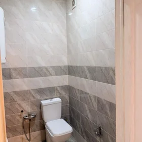 In Baku 70.0 m² apartment is for rent - Image 9