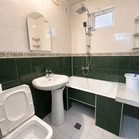 In Baku 50.0 m² apartment is for rent - Image 8