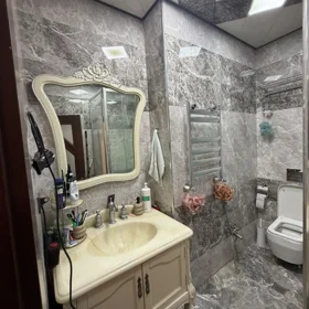 In Baku 113.0 m² apartment is for sale - Image 2