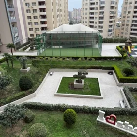 In Baku 200.0 m² apartment is for sale - Image 8