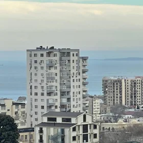In Baku 186.0 m² apartment is for sale - Image 6