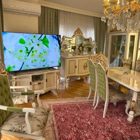 In Baku 180.0 m² apartment is for sale - Image 9