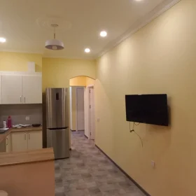 In Baku 70.0 m² apartment is for rent - Image 4