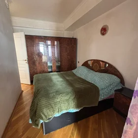 In Baku 75.0 m² apartment is for rent - Image 4