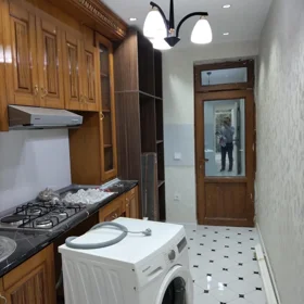 In Baku 70.0 m² apartment is for rent - Image 2