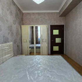 In Khirdalan 65.0 m² apartment is for sale - Image 6