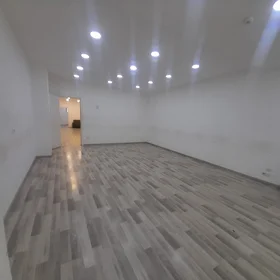 Baku-da 250.0 m2 ofis kirayə verilir