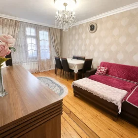Baku-da 55.0 m2 mənzil kirayə verilir
