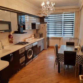 In Baku 110.0 m² apartment is for rent - Image 7